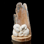  Изделия из кости Композиция  МЕДВЕДИ С МЕДВЕЖАТАМИ