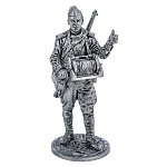 0080103 Олов.миниатюра некраш. 6-11мм Красноармеец-связист, пехота красной армии 1943-45гг. СССР