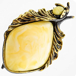 0051099/1717.4 Брошь Листик Вязь (белый/коньячный)