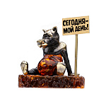Бронзовая статуэтка на янтарной подставке "Волк. Сегодня - мой день!"