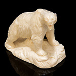 /В342 Скульптура  "Медведь" бивень мамонта 7*4,5*5,5см