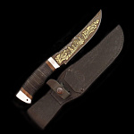0032939 Златоуст Оружие сувенирное НОЖ шкуросъемный "Сокол"  кожа дамаск алюм. позолота