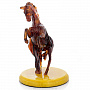 Скульптура из янтаря "Конь", фотография 2. Интернет-магазин ЛАВКА ПОДАРКОВ