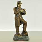 139151 Бронза Скульптура "Сыщик"