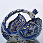 /зол Гжель КОНФЕТНИЦА "ЛЕБЕДЬ"  в золоте