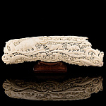 Скульптура (экран резной) из бивня мамонта "Охота"