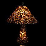 Бронзовая настольная лампа "Зонтик" с янтарем