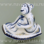 0028023/коб Гжель СКУЛЬПТУРА "ОБЕЗЬЯНА-КАЧАЛКА"  (СТС)