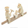 Богородская деревянная игрушка "Медведь и дед с наковальней", фотография 2. Интернет-магазин ЛАВКА ПОДАРКОВ