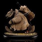 0021538 Резьба по дереву Скульптура-Подставка под бутылку "Медведь" 