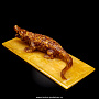 Скульптура из янтаря "Крокодил", фотография 4. Интернет-магазин ЛАВКА ПОДАРКОВ