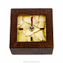 Настольные часы из дерева с вставкой из янтаря, фотография 1. Интернет-магазин ЛАВКА ПОДАРКОВ