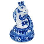 006534 Гжель Скульптура СИМВОЛ ГОДА "СКАРАПЕЯ" в коб Н-16см L10,5см В 10,5см