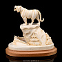 Скульптура из кости "Тигр на скале", фотография 1. Интернет-магазин ЛАВКА ПОДАРКОВ