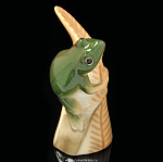 0019799/82.63982.00.1 ЛФЗ СКУЛЬПТУРА "Лягушка на листике" Изумрудная МН1