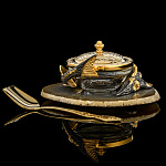 0078446 Златоуст Икорница "Осетр на агате" с крышкой чернение малая