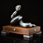 0060852 СУПЕР-ЦЕНА!!Подставка под нож"Змея"америк.орех массив, лак.,чек.вст.