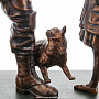 Деревянная резная скульптура "Вежливые люди". Высота 74 см, фотография 5. Интернет-магазин ЛАВКА ПОДАРКОВ