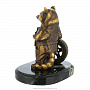 Бронзовая статуэтка "Енот-шиномонтажник", фотография 3. Интернет-магазин ЛАВКА ПОДАРКОВ