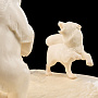 Скульптура из кости "Медведь с собаками", фотография 4. Интернет-магазин ЛАВКА ПОДАРКОВ