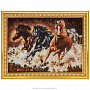 Картина янтарная "Бегущие по воде лошади" 30х40 см, фотография 1. Интернет-магазин ЛАВКА ПОДАРКОВ