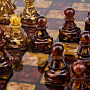Шахматы с инкрустацией и фигурами из янтаря "Камелот" 45х45 см, фотография 8. Интернет-магазин ЛАВКА ПОДАРКОВ