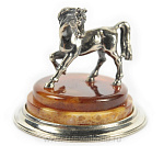 25347 Янтарь Статуэтка "ЛОШАДКА"  Бронза