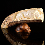  Изделия из кости Скульптура "Лев" Бивень мамонта, кап В421