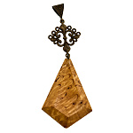 Кулон-оберег из карельской березы