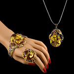 720020/фианит/11,18г  Серебро 925* КОЛЬЦО вст.Янтарь королевский , фианит, р/п  