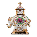 Чайница фарфоровая с росписью "Слон". Гжель в цвете и золоте