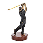 2765/РЛЗ Бронза Скульптура "Гольфист" позолота, подставка-мрамор 20см