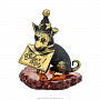 Статуэтка с янтарем "Собака с новогодней открыткой", фотография 1. Интернет-магазин ЛАВКА ПОДАРКОВ