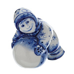 0025580  Гжель Скульптура "СНЕЖНЫЙ КОМ" 7,5*9см Авт. Черновы Л.и В.