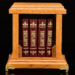 0060679/80191 Евангелие в 4-х книгах, кожа, в футляре/дуб, бронза