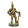 Бронзовая статуэтка "Офицер 1812 г. Кирасир", фотография 1. Интернет-магазин ЛАВКА ПОДАРКОВ