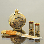 0013936 Златоуст НАБОР "Охотничий".НОЖ "Сокол" Фляга,. 3 стопки, позолота, в П/У