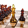 Шахматы деревянные резные с фигурами из янтаря, фотография 7. Интернет-магазин ЛАВКА ПОДАРКОВ