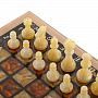 Шахматы с инкрустацией и фигурами из янтаря 34х34 см, фотография 9. Интернет-магазин ЛАВКА ПОДАРКОВ