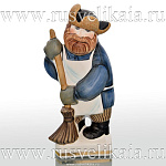 0025794 Сувенир Скульптура "ДВОРНИК" фарфор 18см