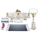 0069838 Нат.камень Письменный набор "ЛЕВ" лампа,Мрамор белый, бр, позол,коврик,лоток,