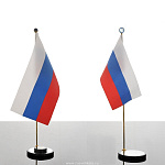 /009 004/7*7см Нат.камень Змеевик  Флагшток+флагРФ на квадратной подставке