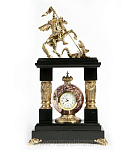 29024-Кр Нат.камень ЧАСЫ Каминные "Георгий Победоносец" 36*18*10см Креноид(3124)