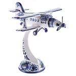 Гжель СКУЛЬПТУРА "Самолет "АН-3" на подставке в асс.авт.Ларин 