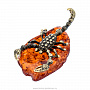 Статуэтка с янтарем "Скорпион", фотография 1. Интернет-магазин ЛАВКА ПОДАРКОВ