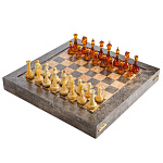 300262-Шахматный ларец Карельская Березв с Янтарными Фигурами 45*45 см(темный)