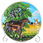 Декоративная тарелка-панно "Лошадь с жеребёнком" из керамики, фотография 1. Интернет-магазин ЛАВКА ПОДАРКОВ