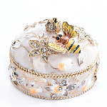 0030807 Традиции ФАБЕРЖЕ Сувенир-ШКАТУЛКА"ПЧЕЛА НА БЕЛОМ ЦВЕТКЕ" В15-07